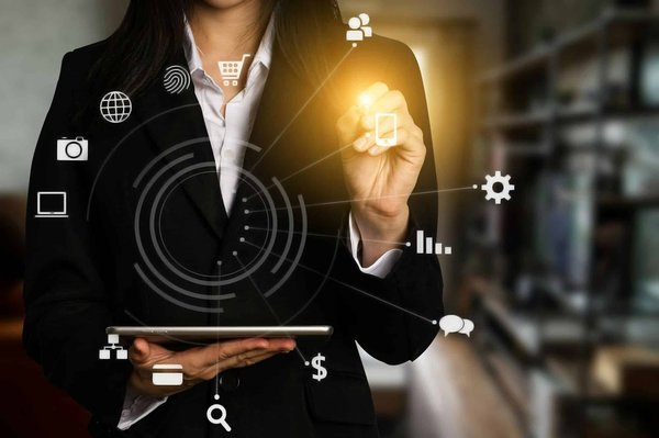 Comment les entreprises de conseils en management peuvent-elles utiliser le marketing digital pour attirer des clients B2B?